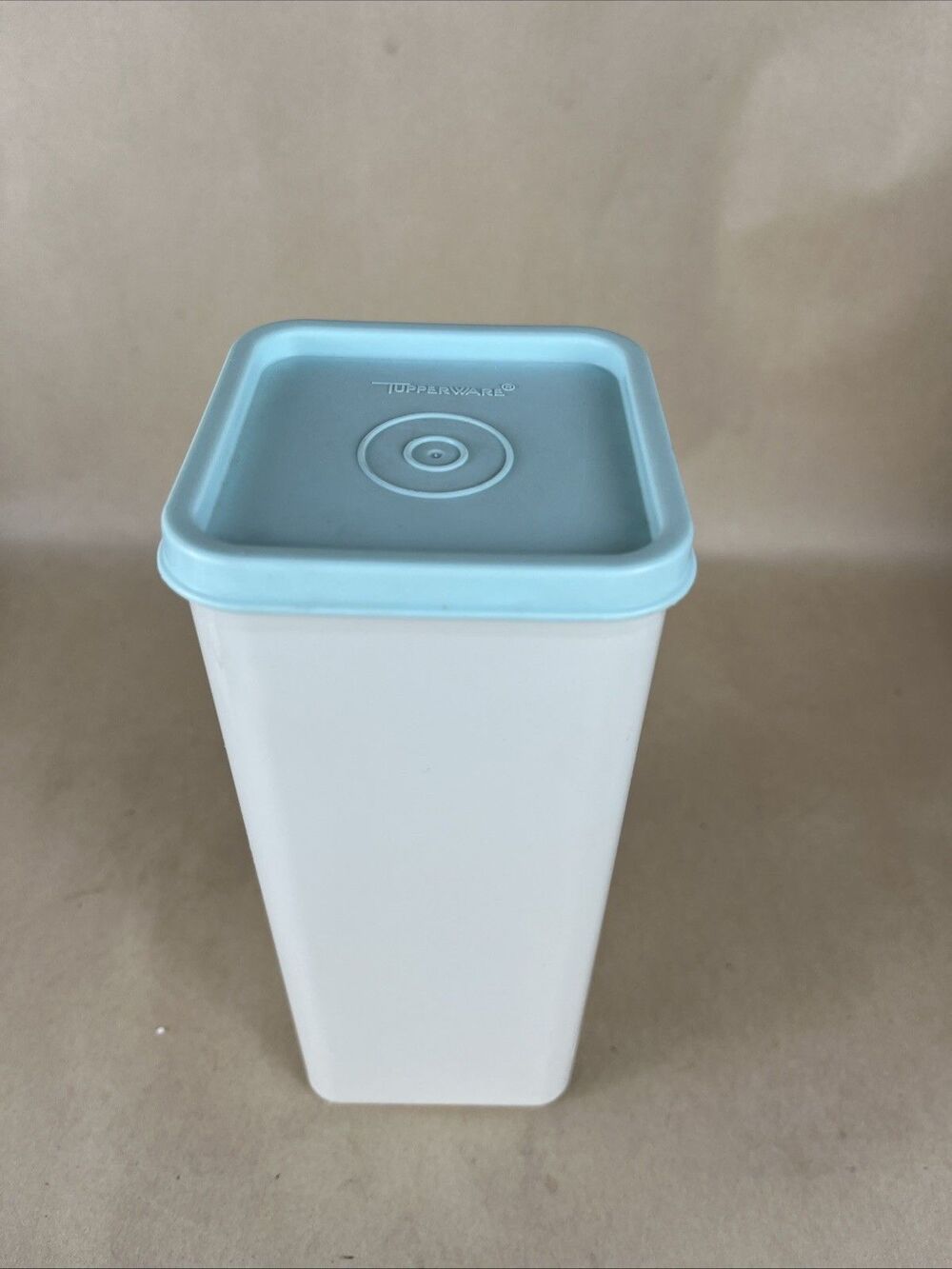 Tupperware Cheese Velveeta Butter Cracker Keeper 1827 W/Blue Lid 1829, Tray 1828